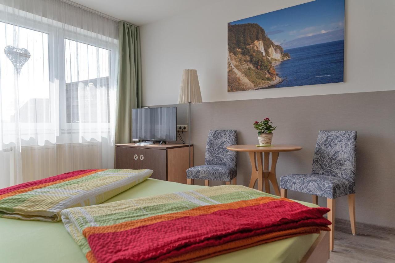 Ferienwohnung Haus Inselperle mit Blick auf den Bodden Alt Reddevitz Exterior foto