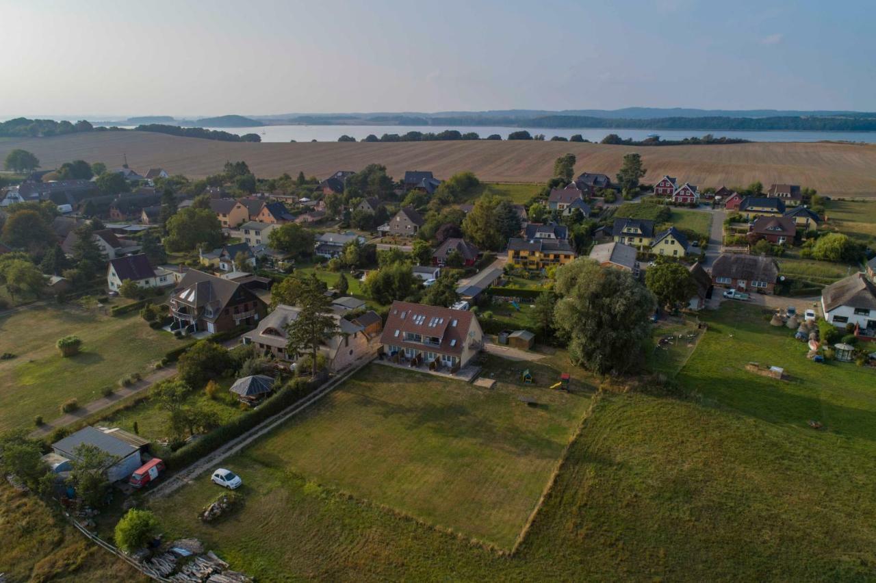Ferienwohnung Haus Inselperle mit Blick auf den Bodden Alt Reddevitz Exterior foto
