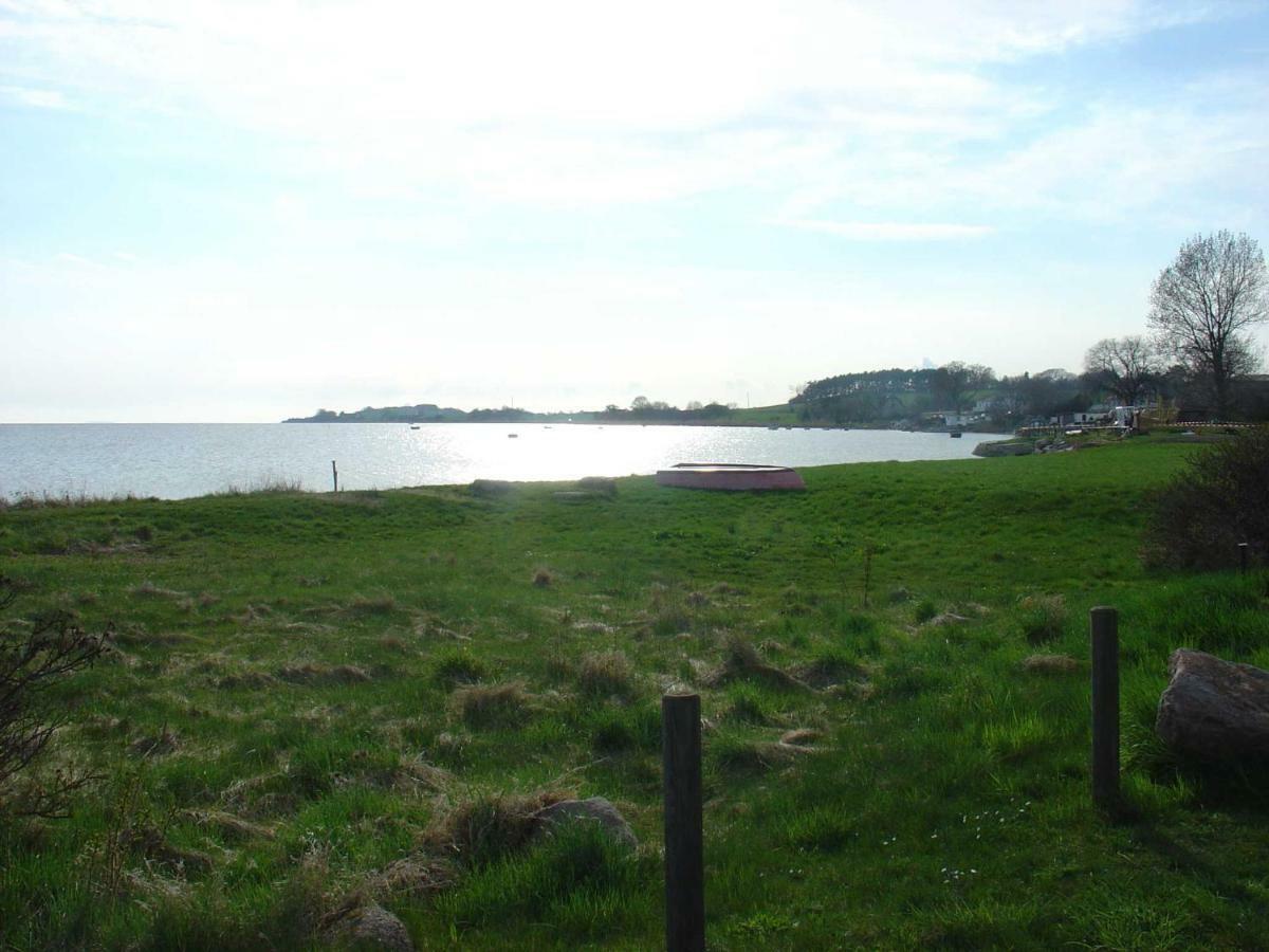 Ferienwohnung Haus Inselperle mit Blick auf den Bodden Alt Reddevitz Exterior foto